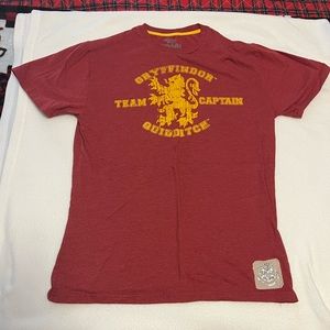 NWOT Gryffindor Team Captain Quidditch T-shirt.  Men’s Medium